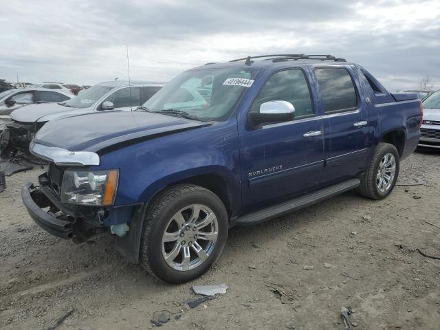 Lot #2443486051 2013 CHEVROLET AVALANCHE salvage car