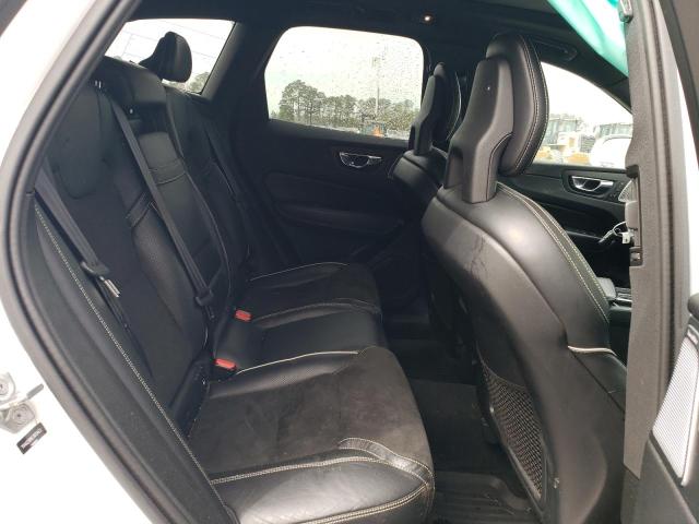 2018 VOLVO XC60 T6 R- YV4A22RM2J1070463