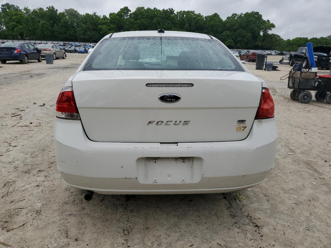 1FAHP3FN6AW213106 2010 Ford Focus Se