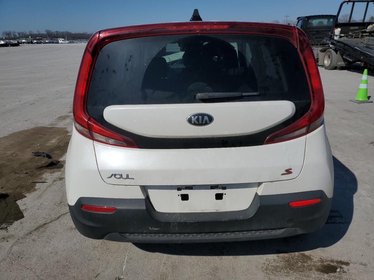 2020 Kia Soul Lx vin: KNDJ23AU7L7037477