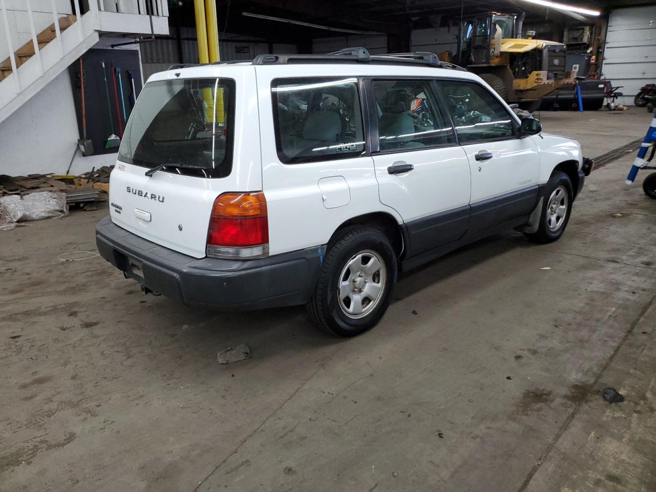JF1SF6357YH710517 2000 Subaru Forester L