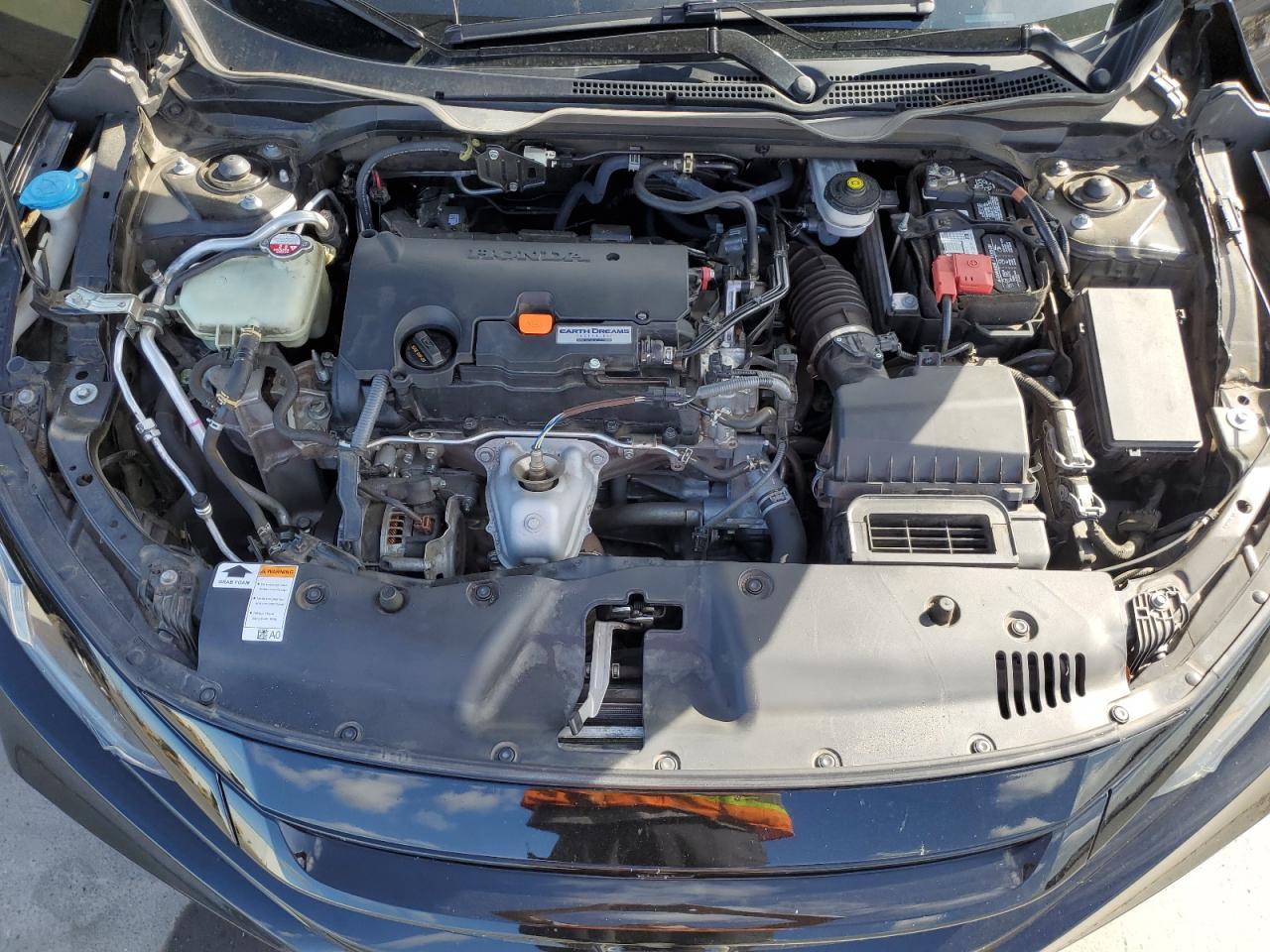 2HGFC2F83KH585067 2019 Honda Civic Sport