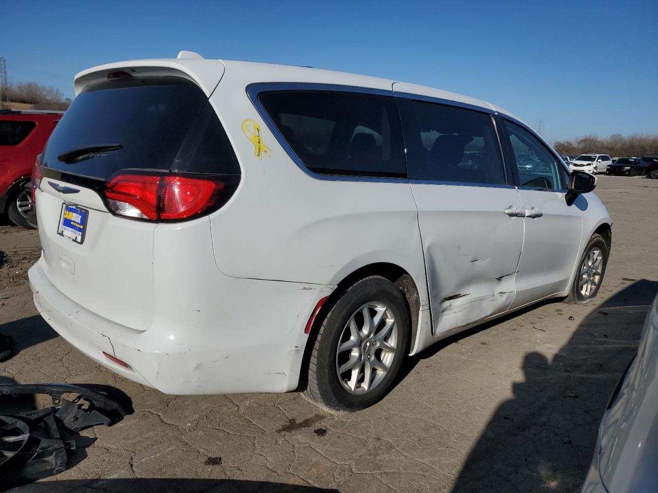 2017 Chrysler Pacifica Lx vin: 2C4RC1CG4HR502928