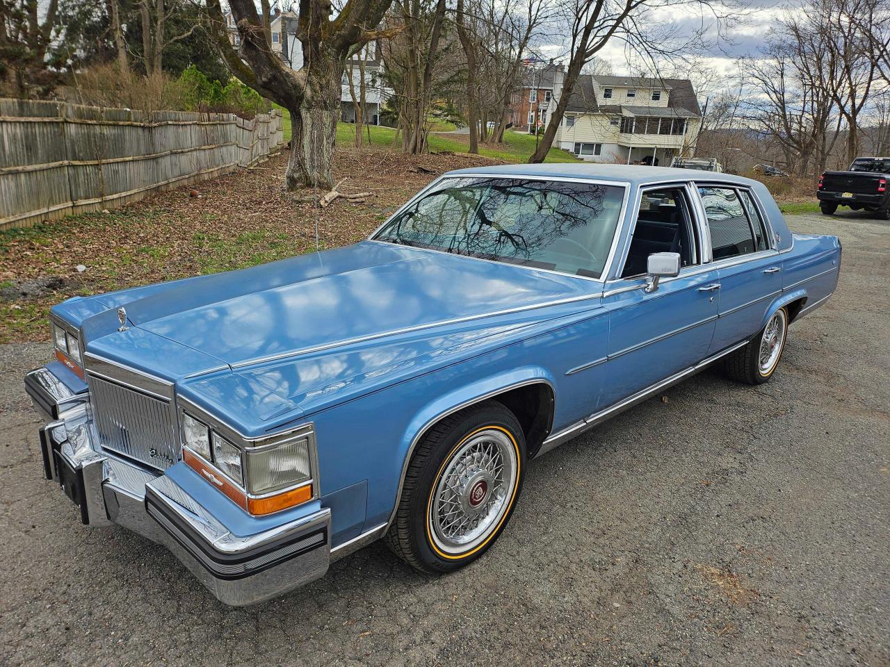 1G6DW51Y1KR720054 1989 Cadillac Brougham