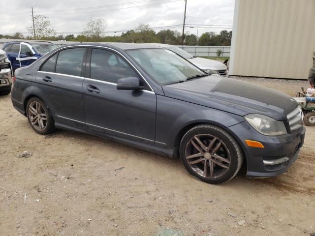 VIN WDDGF4HB0DA849495 2013 Mercedes-Benz C-Class, 250 no.4