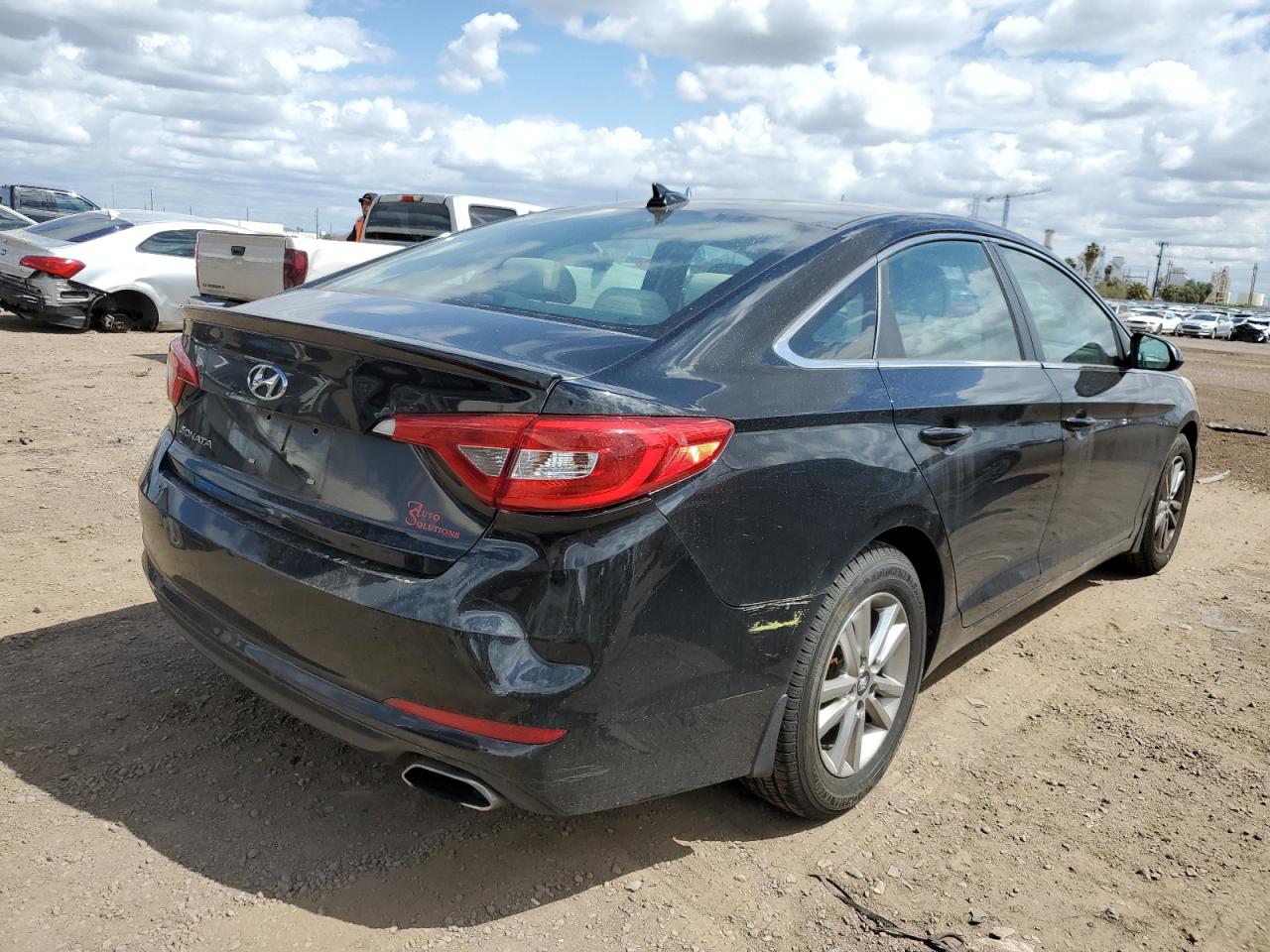 5NPE24AF1FH254077 2015 Hyundai Sonata Se