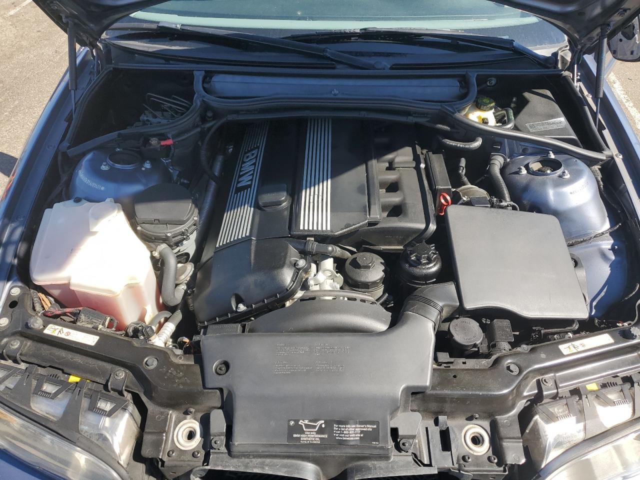 WBABN53431JU30524 2001 BMW 330 Ci