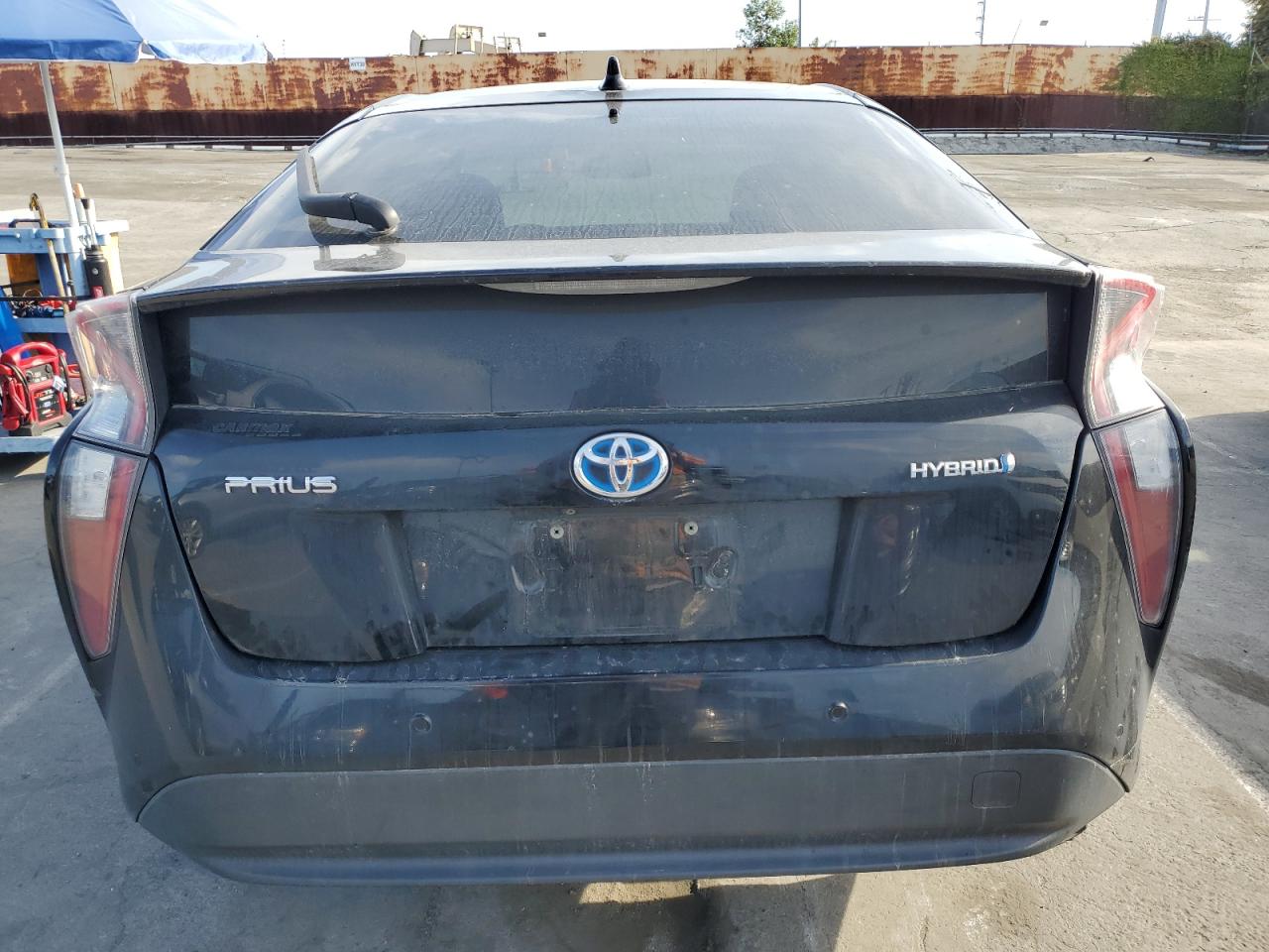 JTDKARFU5G3007586 2016 Toyota Prius