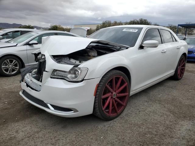 Lot #2423906424 2015 CHRYSLER 300 LIMITE salvage car