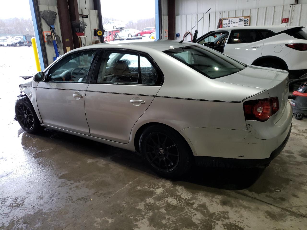 3VWJZ71K69M163858 2009 Volkswagen Jetta S