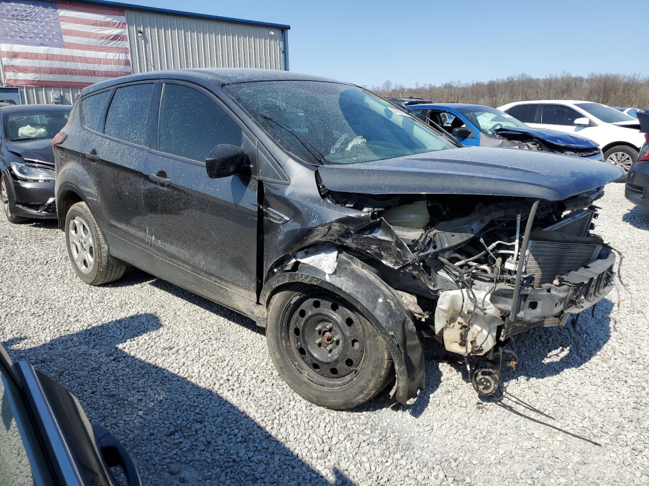 2019 Ford Escape S vin: 1FMCU0F78KUB93852