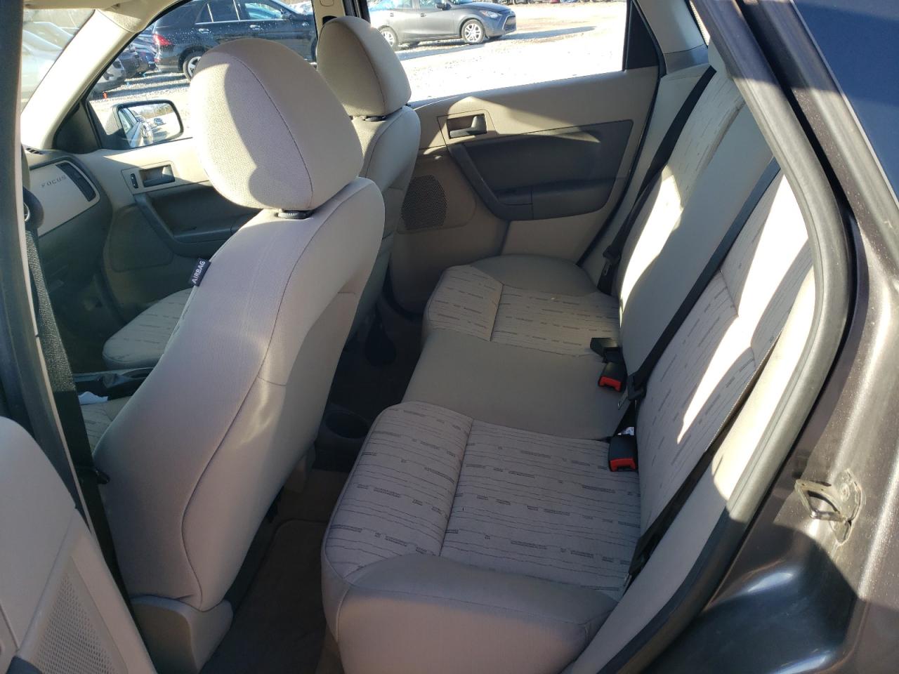 1FAHP3FN1AW206306 2010 Ford Focus Se