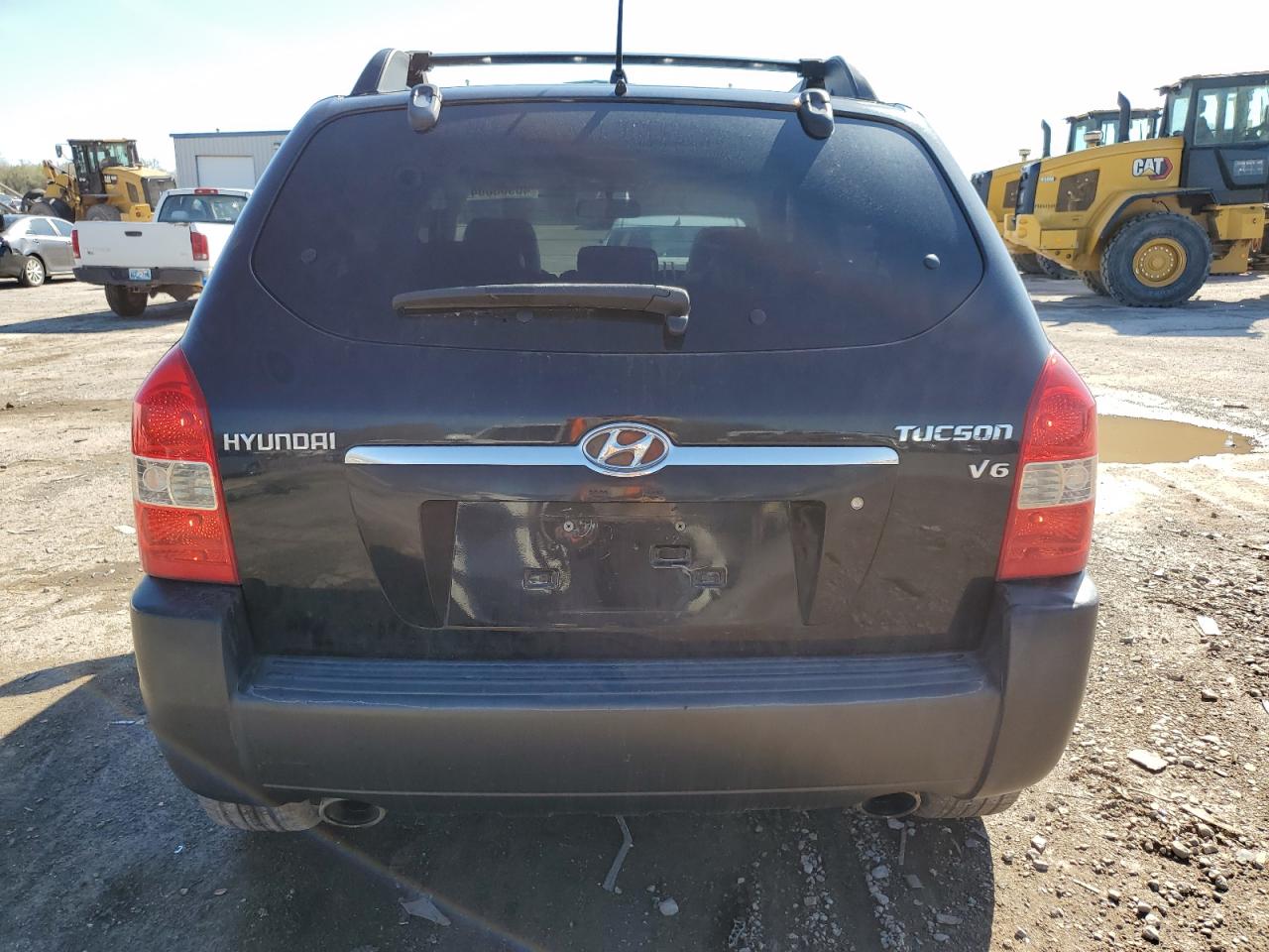 KM8JN12D25U172697 2005 Hyundai Tucson Gls