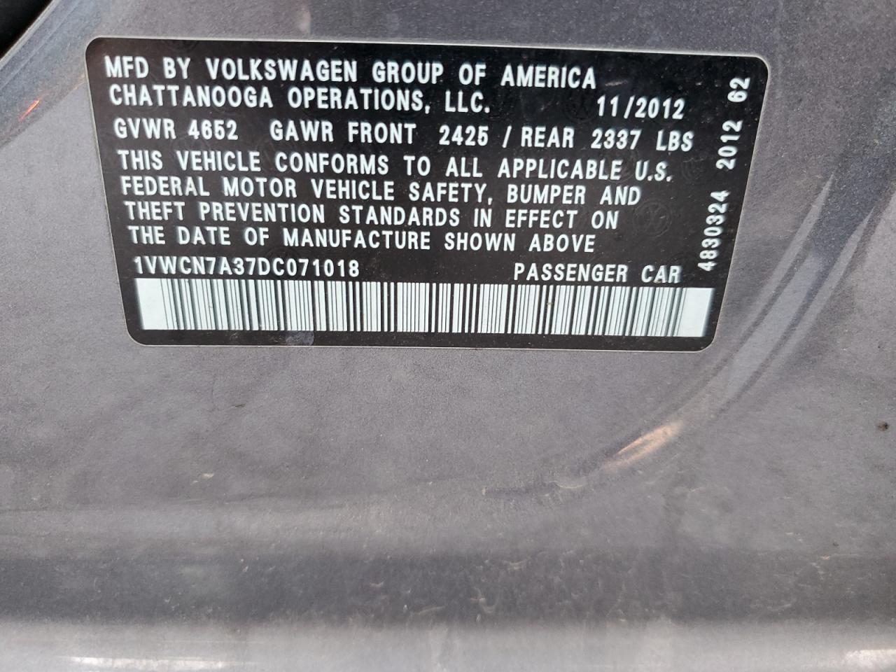 1VWCN7A37DC071018 2013 Volkswagen Passat Sel