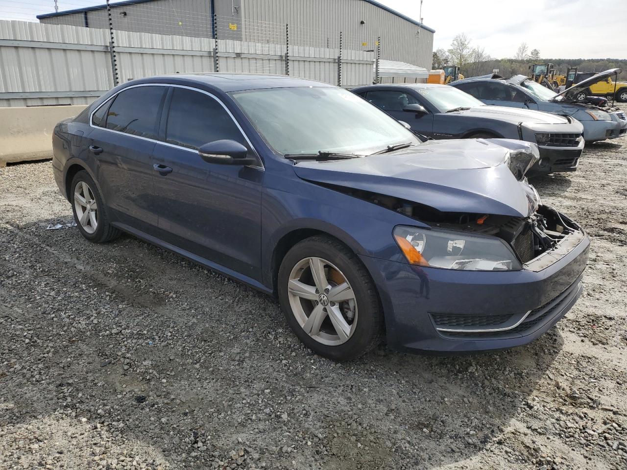 1VWBH7A30CC095856 2012 Volkswagen Passat Se