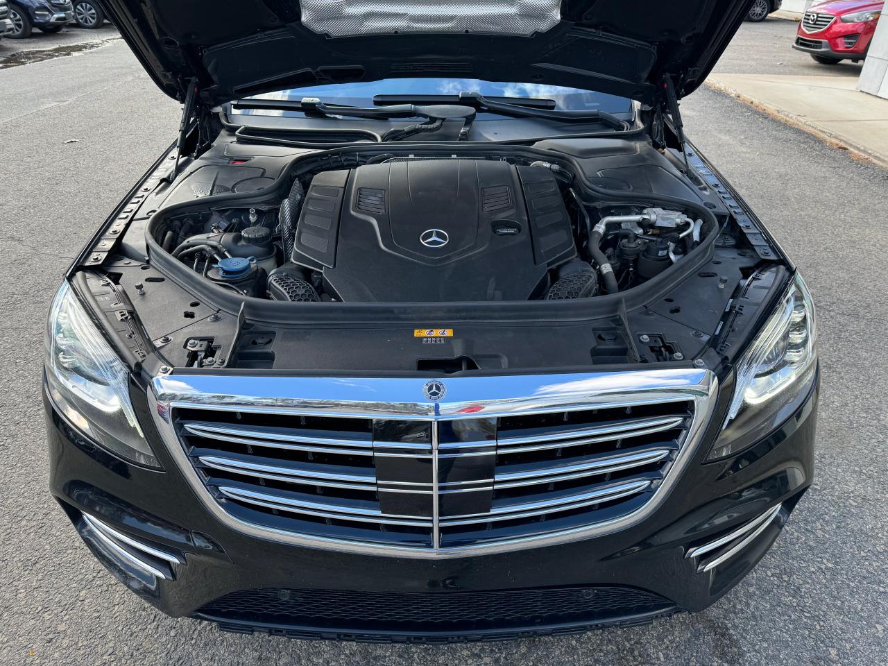 2018 Mercedes-Benz S 560 4Matic vin: WDDUG8GBXJA420658