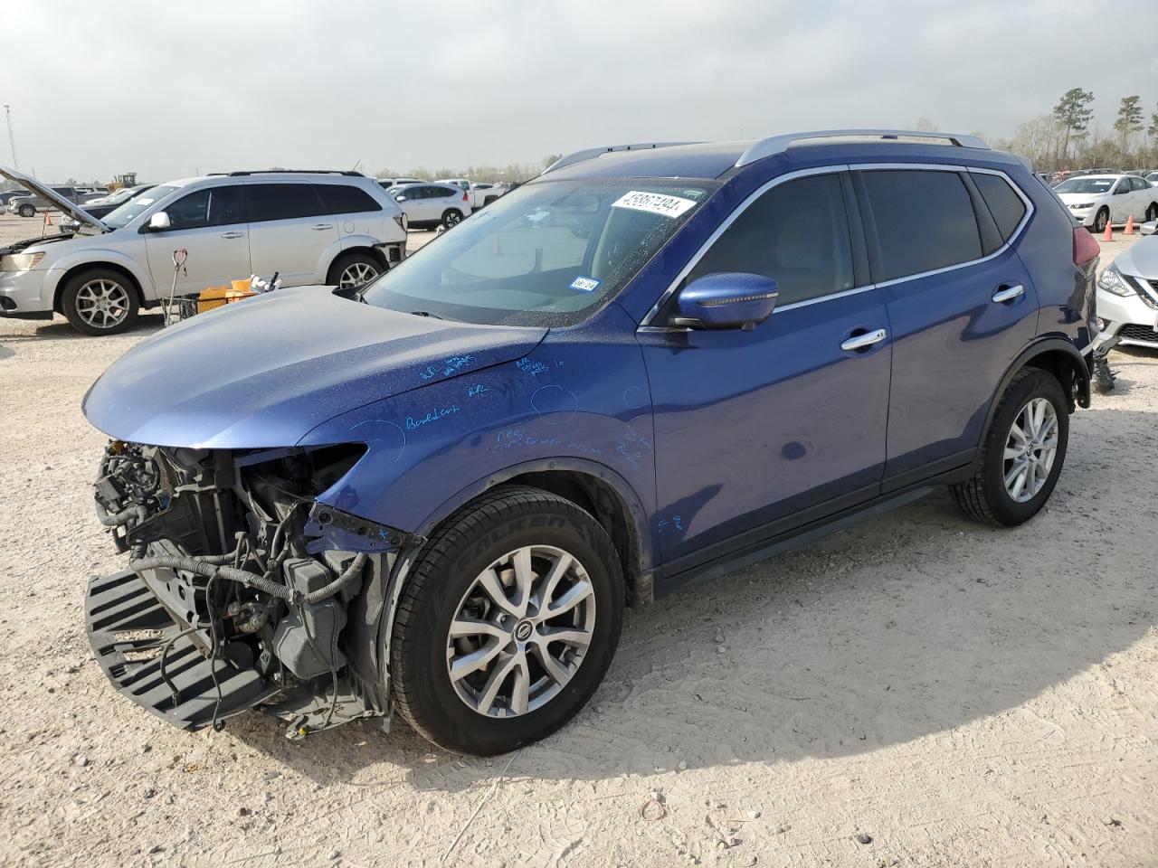 2018 Nissan Rogue S vin: KNMAT2MT7JP606545