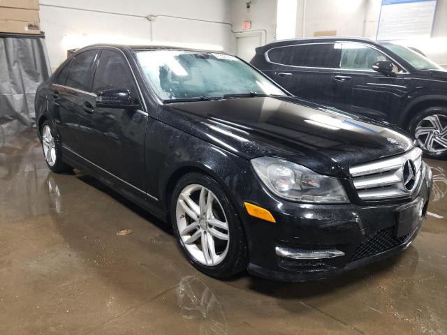 VIN WDDGF4HB6DR256029 2013 Mercedes-Benz C-Class, 250 no.4