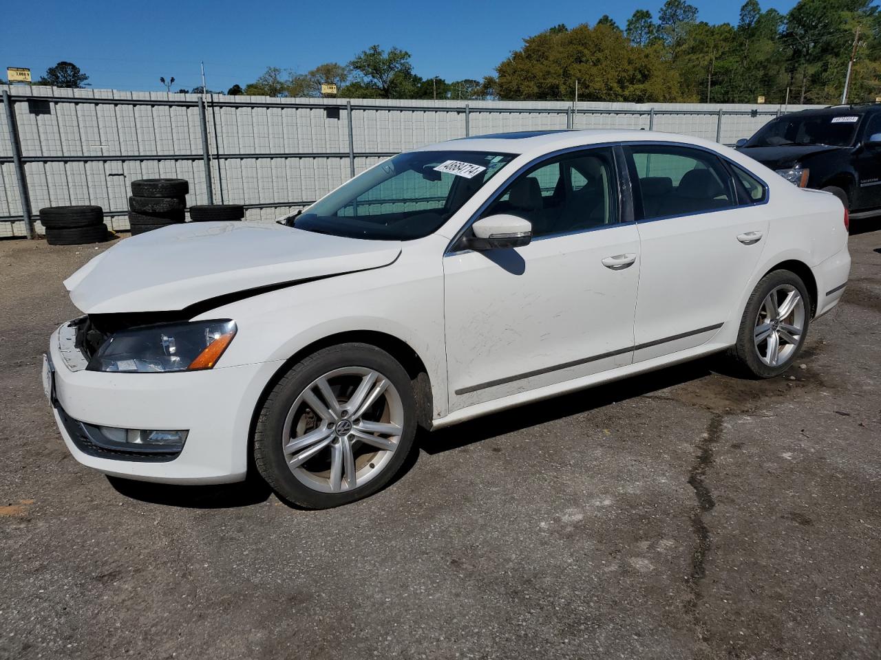 1VWCN7A35DC003137 2013 Volkswagen Passat Sel