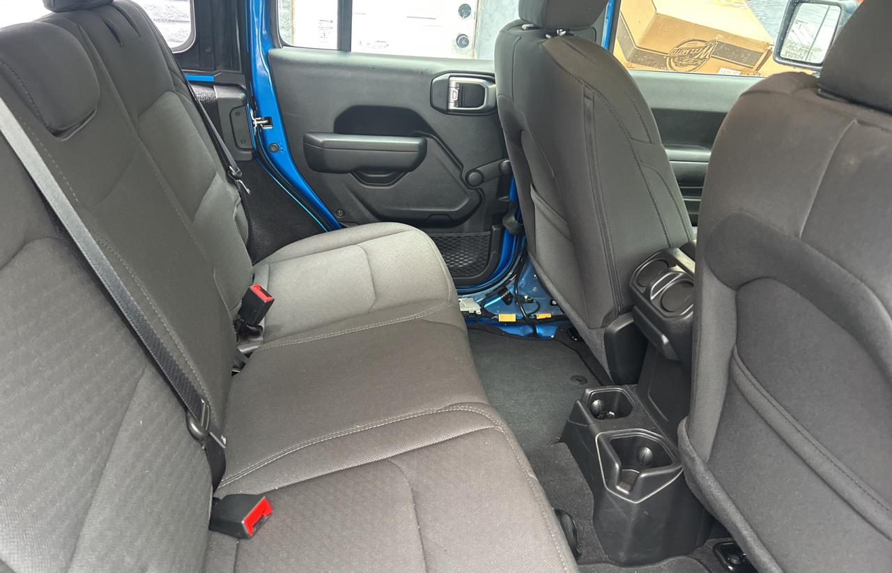 1C4HJXDGXPW588366 2023 Jeep Wrangler Sport