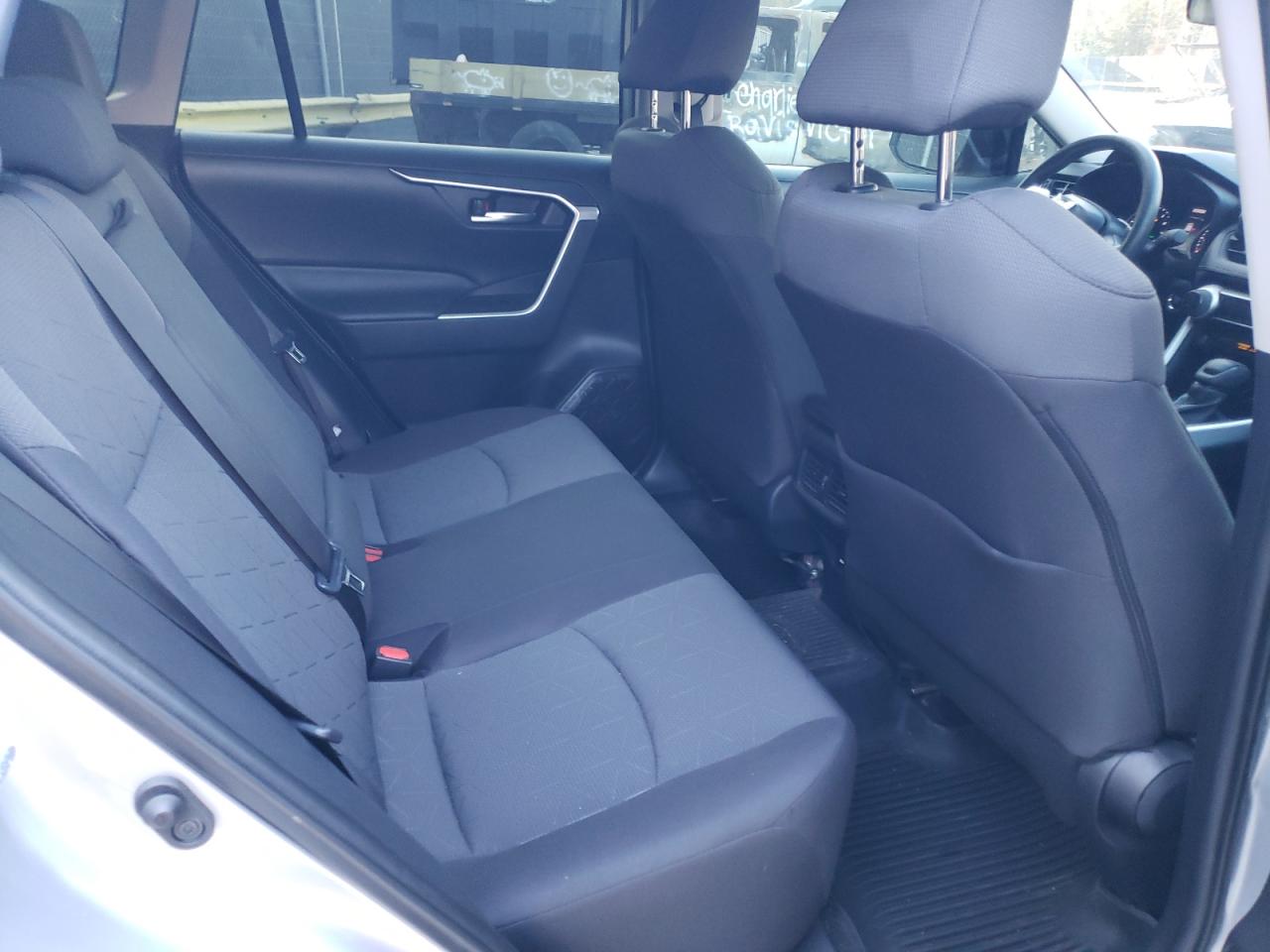 2T3P1RFV4MW225722 2021 Toyota Rav4 Xle