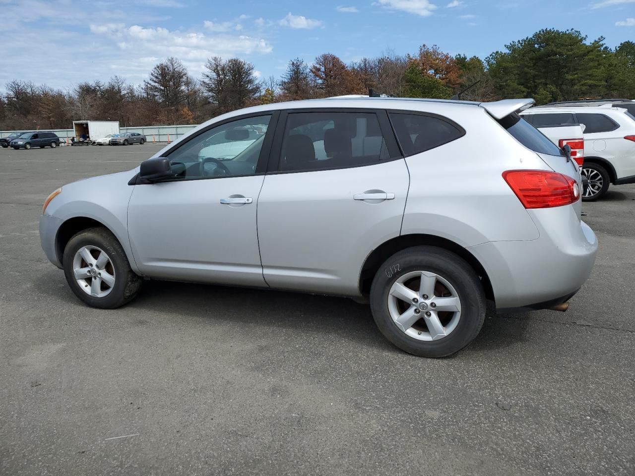 Lot #2909691501 2010 NISSAN ROGUE S