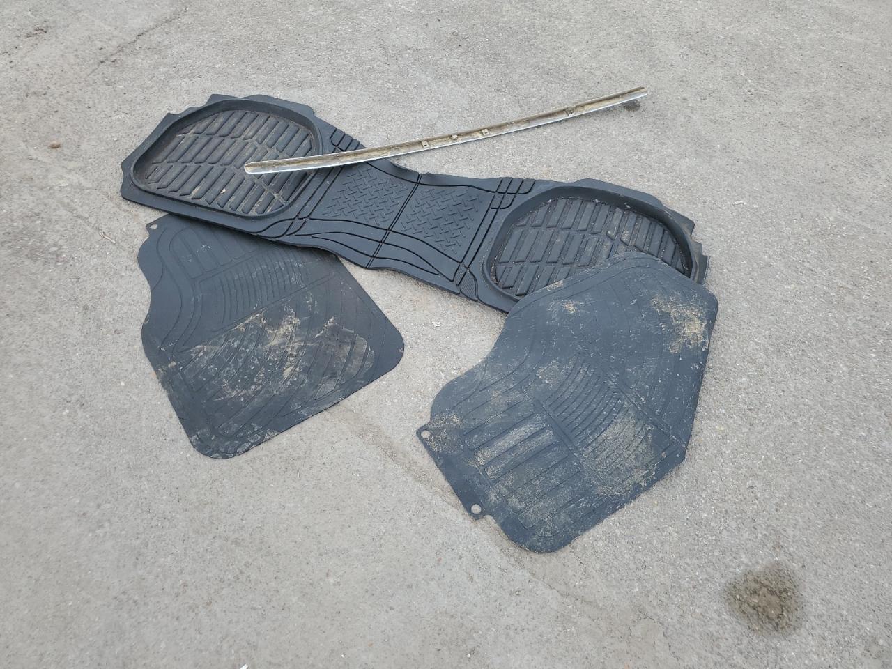 3N1AB7AP9JY213221 2018 Nissan Sentra S