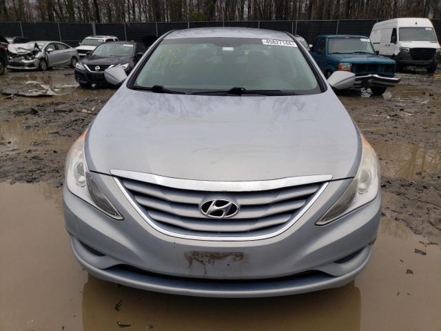 2012 Hyundai Sonata - Image 5