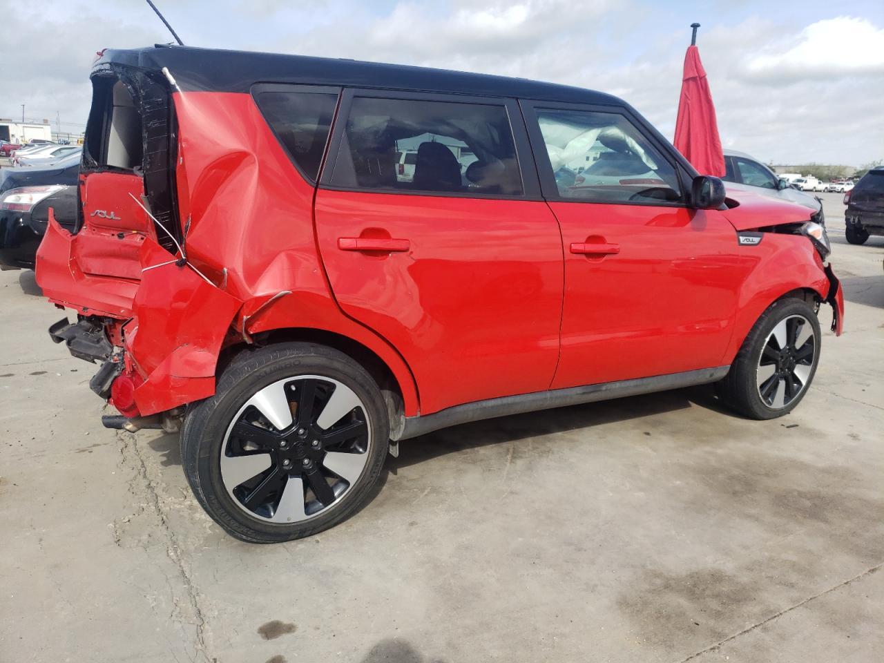KNDJP3A5XJ7583682 2018 Kia Soul +