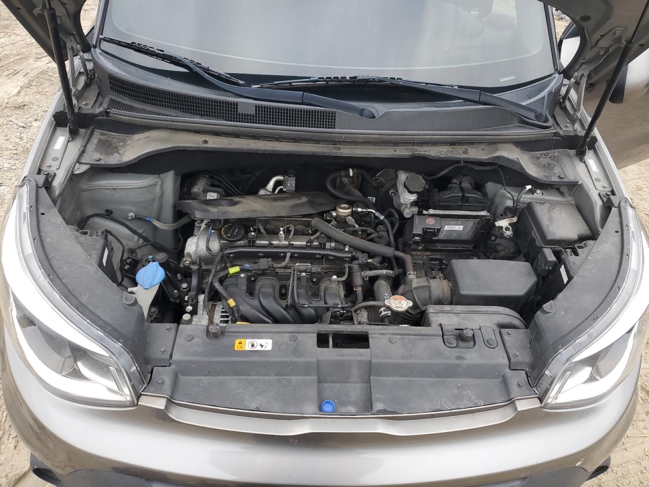 KNDJN2A2XK7673597 2019 Kia Soul