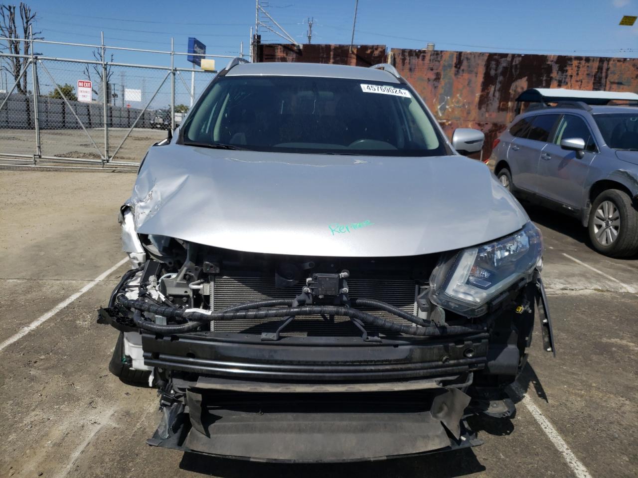 5N1AT2MT3JC715328 2018 Nissan Rogue S