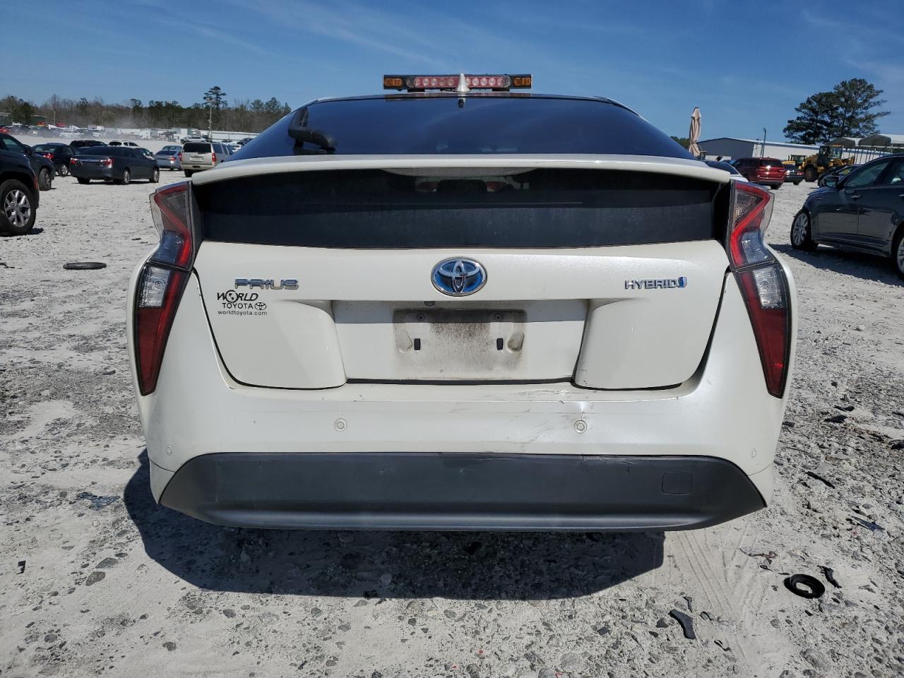 2018 Toyota Prius vin: JTDKARFU9J3059987