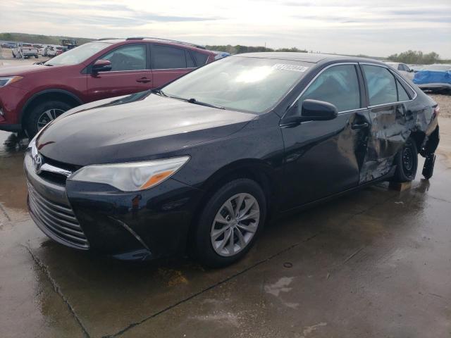 Lot #2489903691 2017 TOYOTA CAMRY LE salvage car