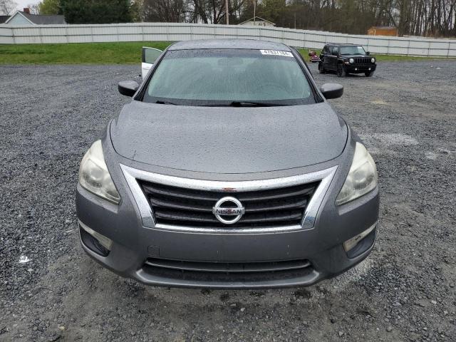 2015 Nissan Altima - Image 5
