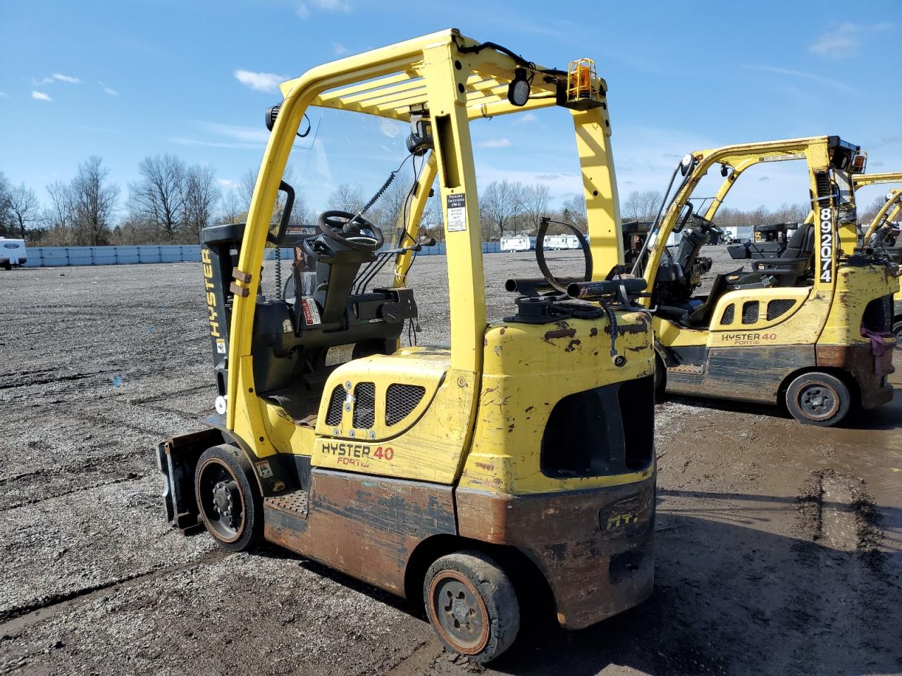 Lot #3242791987 2011 HYST FORKLIFT