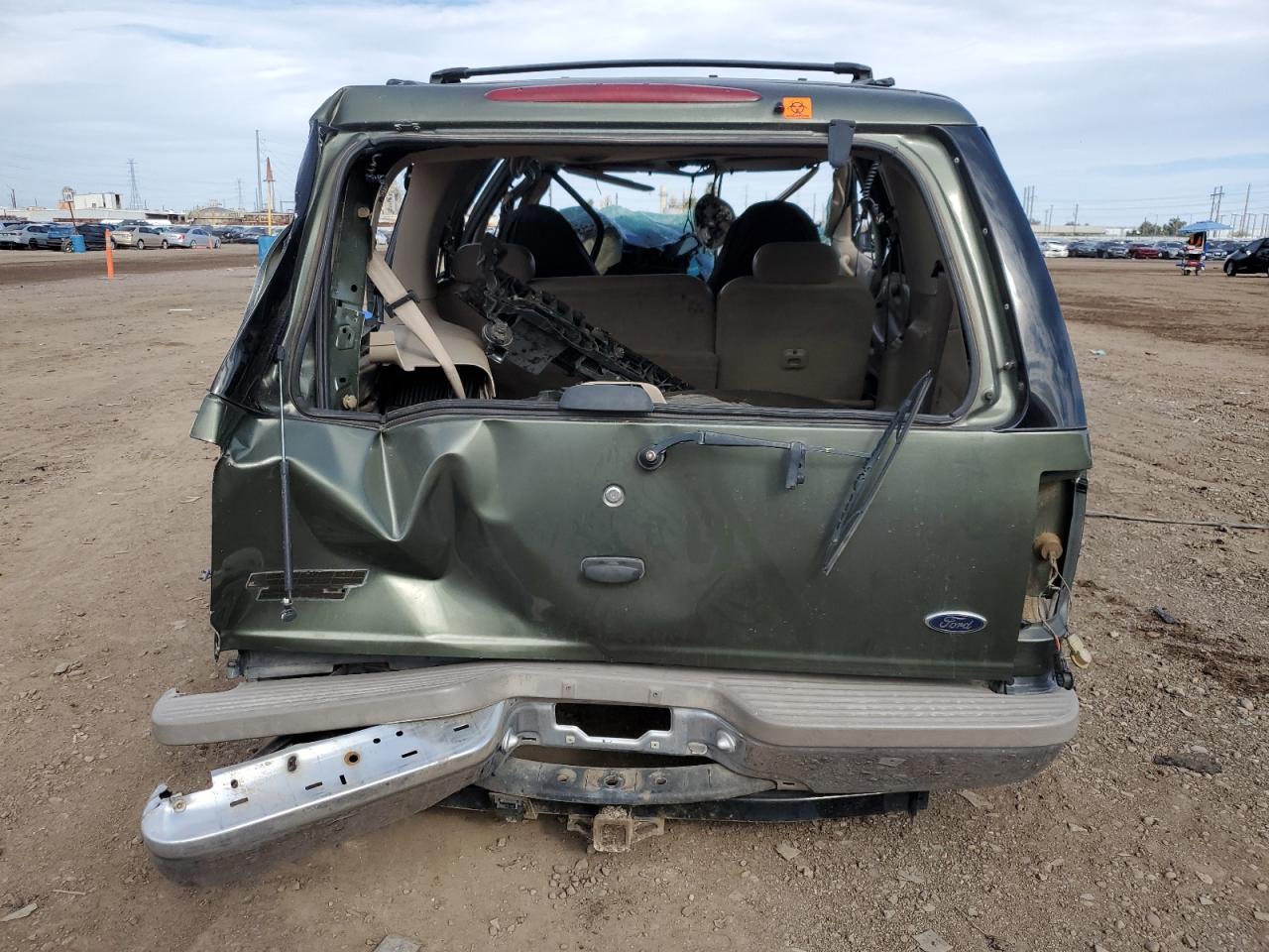 1FMPU18L7YLC49179 2000 Ford Expedition Eddie Bauer