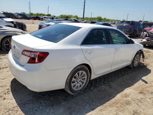 Lot #2453107637 2014 TOYOTA CAMRY L salvage car