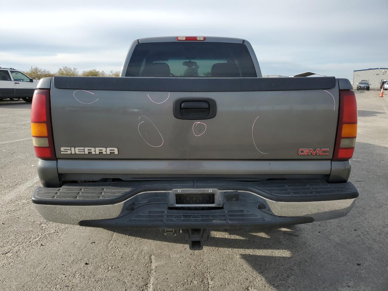 2GTEC19T421372769 2002 GMC New Sierra C1500