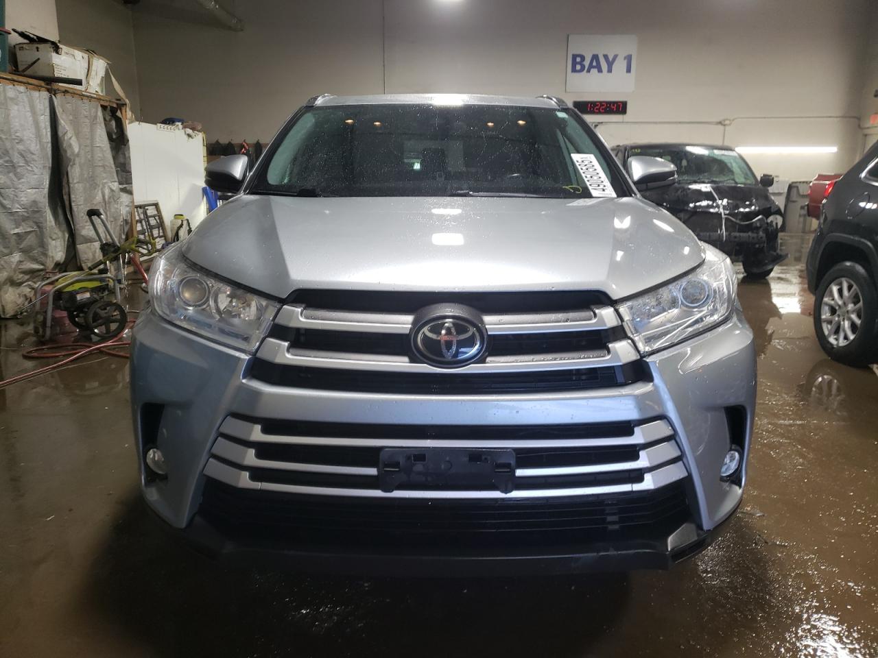 Toyota Highlander 2019