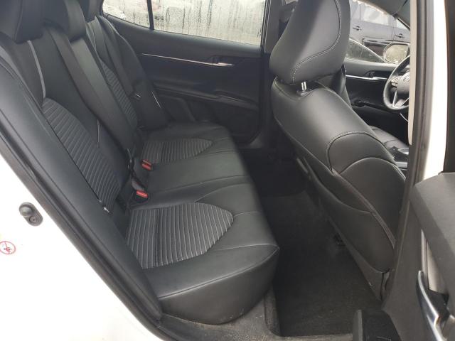 2018 TOYOTA CAMRY L - 4T1B11HK3JU594204