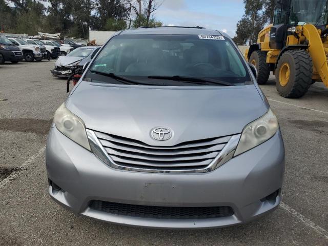 2015 TOYOTA SIENNA LE - 5TDKK3DC5FS584877