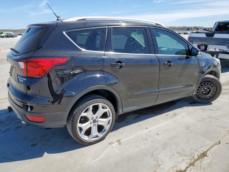 Vin: 1fmcu0j99kua41197, lot: 48997275, ford escape titanium 20193