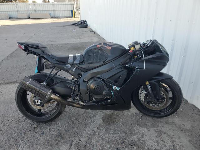 2022 SUZUKI GSX-R750 - JS1GR7MA3N7100358