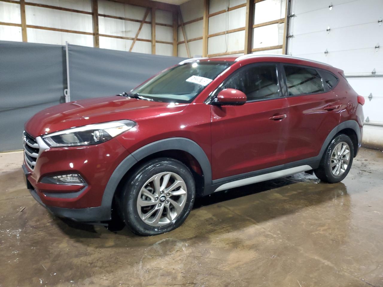  Salvage Hyundai TUCSON
