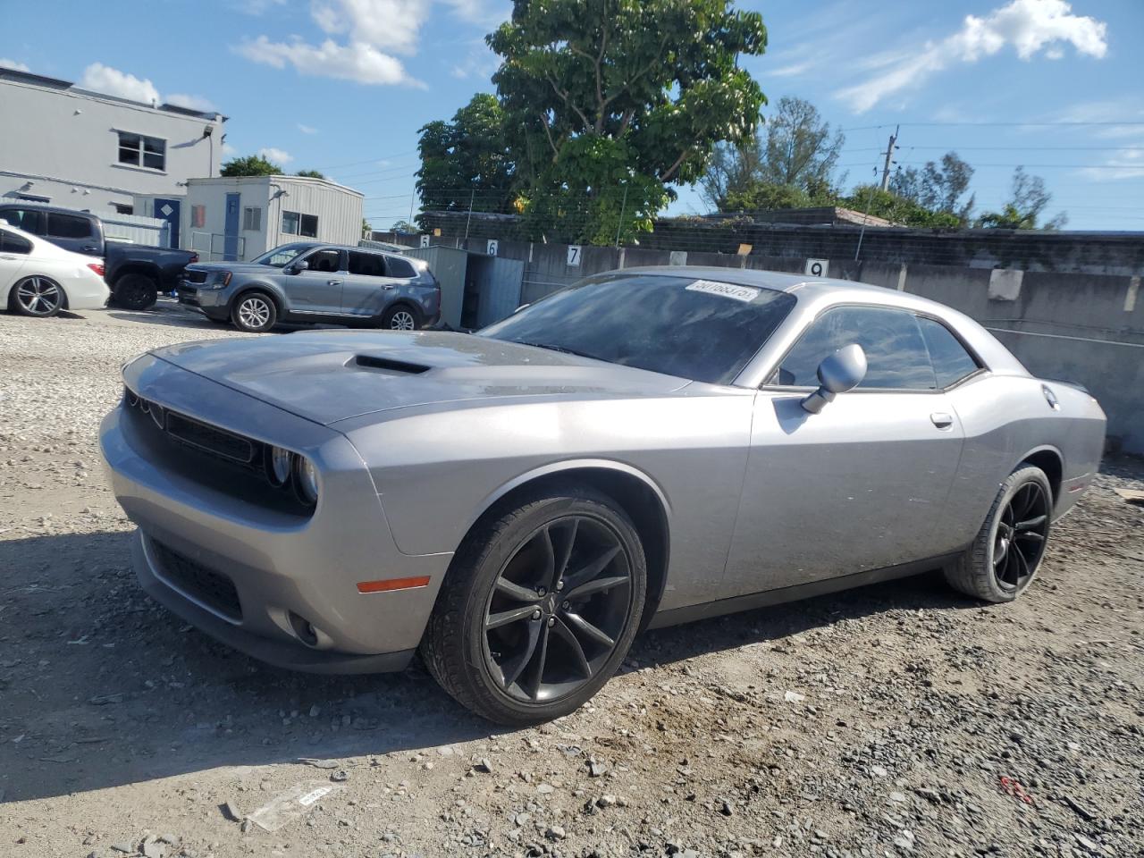 DODGE CHALLENGER SXT