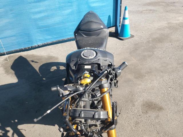 2019 YAMAHA YZFR3 A MH3RH18Y1KK001022