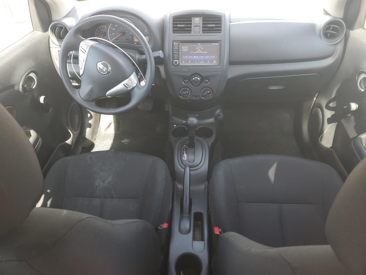 NISSAN VERSA S
