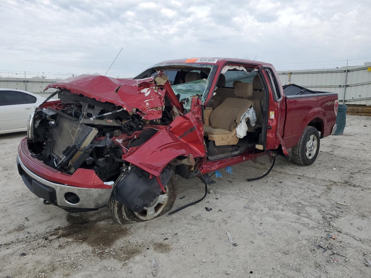 FORD F-150 SUPER CAB