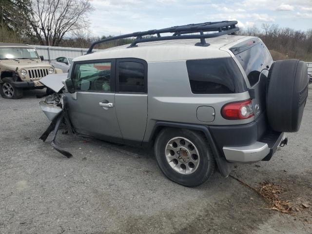 TOYOTA FJ CRUISER 2012 silver  gas JTEBU4BF5CK125778 photo #3