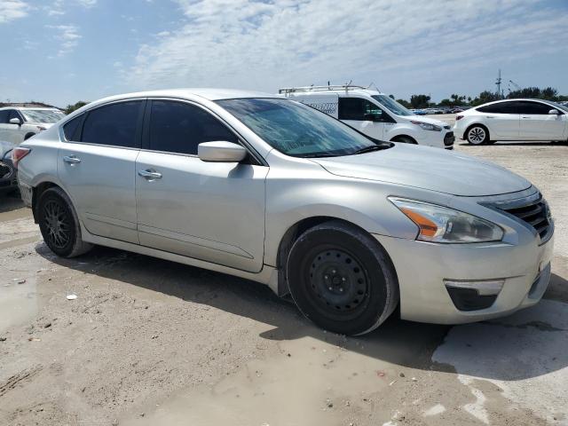 Vin: 1n4al3ap7fn364040, lot: 49325185, nissan altima 2.5 20154